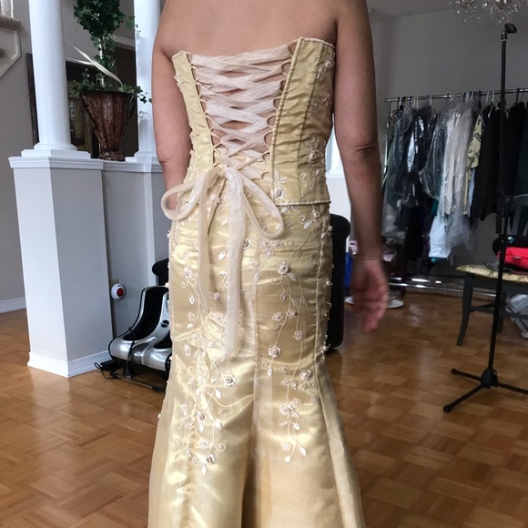 WOMANS COCKTAIL DRESS SIZE MEDIUM FULLY ADJUSTABLE TOP - Picture 9 of 9